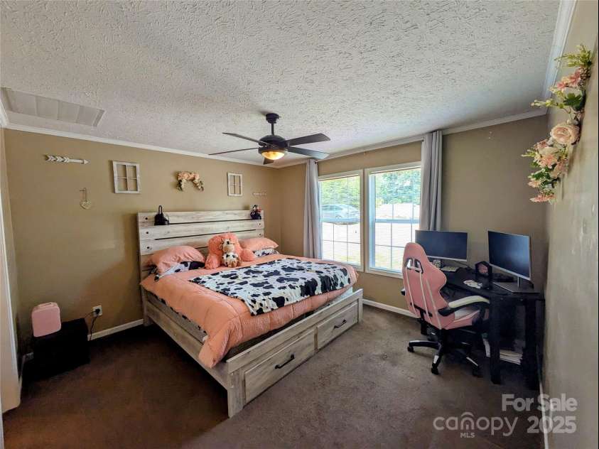 201 Smoky Mountain Drive, Marion, NC 28752.  MLS# CAR4267267, YatesRealty ID 22969. 