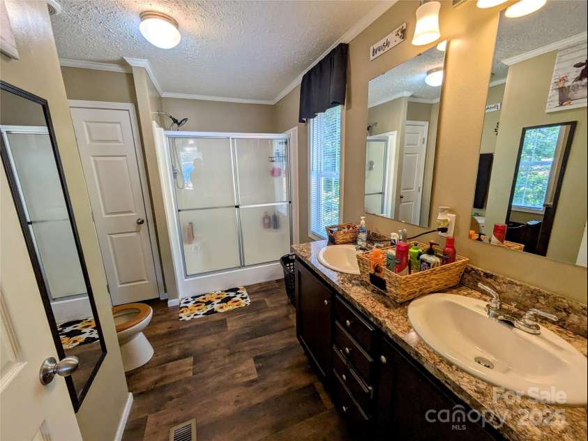 201 Smoky Mountain Drive, Marion, NC 28752.  MLS# CAR4267267, YatesRealty ID 22969. 