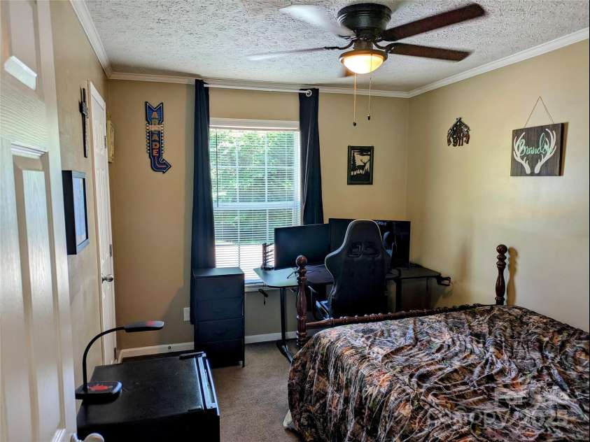 201 Smoky Mountain Drive, Marion, NC 28752.  MLS# CAR4267267, YatesRealty ID 22969. 