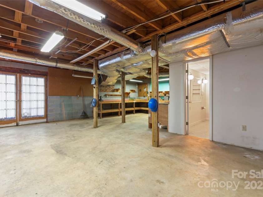 107 17th Street, Salisbury, NC 28144.  MLS# CAR4333959, YatesRealty ID 2297. 