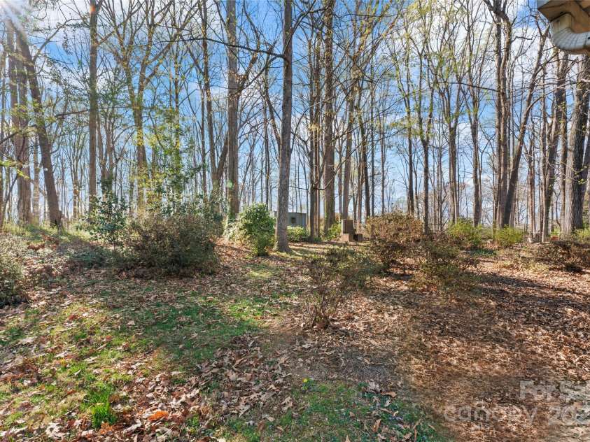 107 17th Street, Salisbury, NC 28144.  MLS# CAR4333959, YatesRealty ID 2297. Yard