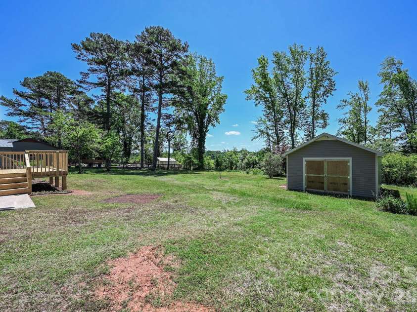 2209 Waverly Drive, Monroe, NC 28112.  MLS# CAR4336873, YatesRealty ID 2297. 
