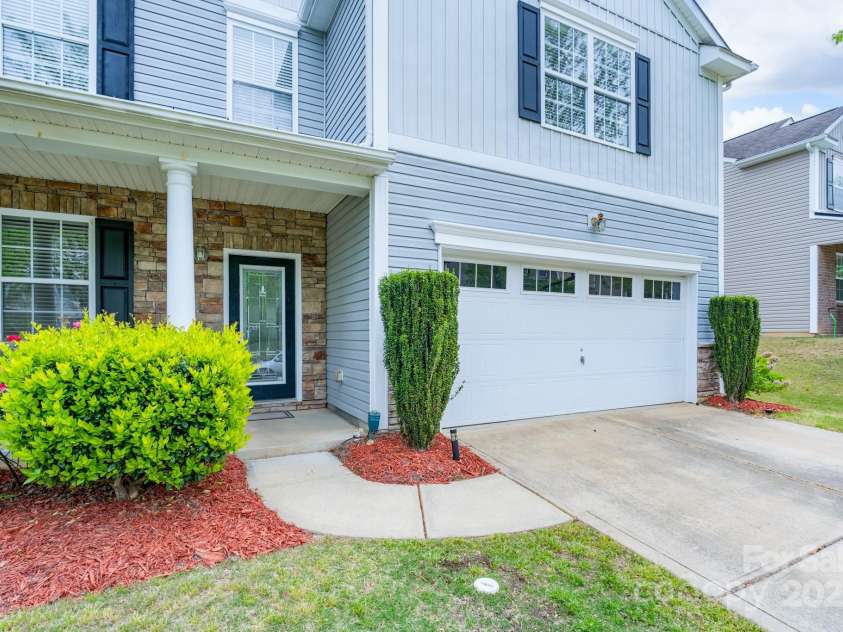 1144 Spicewood Pines Road, Fort Mill, SC 29708.  MLS# CAR4246167, YatesRealty ID 22970. 