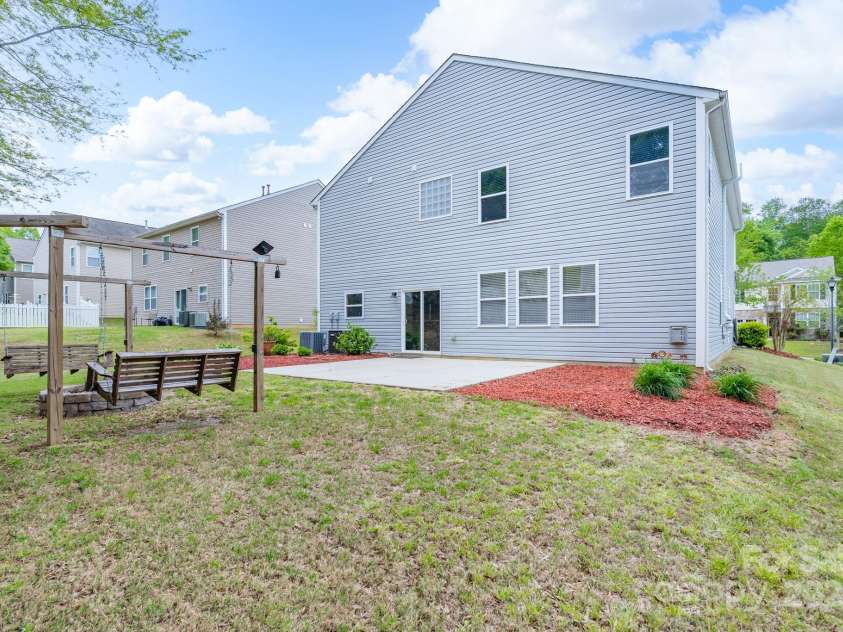 1144 Spicewood Pines Road, Fort Mill, SC 29708.  MLS# CAR4246167, YatesRealty ID 22970. Back yard