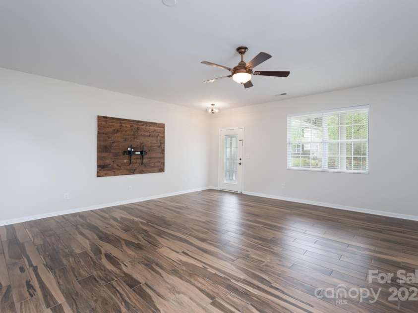 1144 Spicewood Pines Road, Fort Mill, SC 29708.  MLS# CAR4246167, YatesRealty ID 22970. Living room