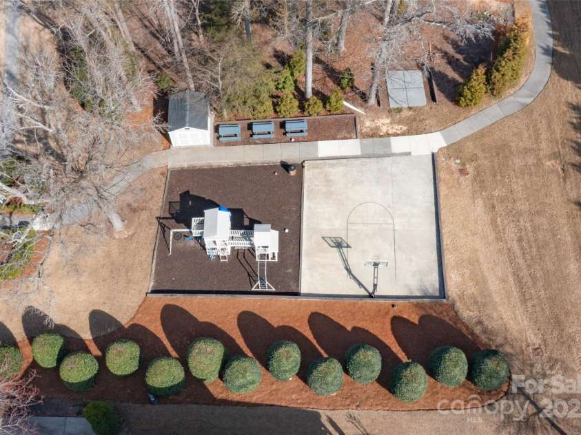 1144 Spicewood Pines Road, Fort Mill, SC 29708.  MLS# CAR4246167, YatesRealty ID 22970. Spicewood basketball court