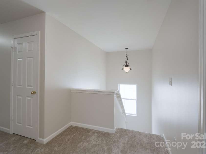 1144 Spicewood Pines Road, Fort Mill, SC 29708.  MLS# CAR4246167, YatesRealty ID 22970. Upstairs landing
