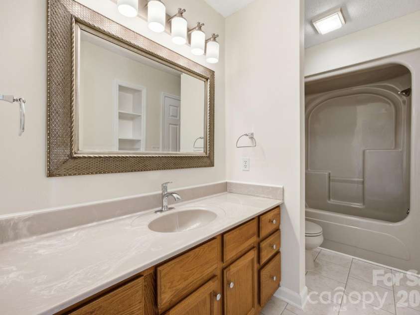 29 Small Mountain Drive, Asheville, NC 28805.  MLS# CAR4371333, YatesRealty ID 22970. 