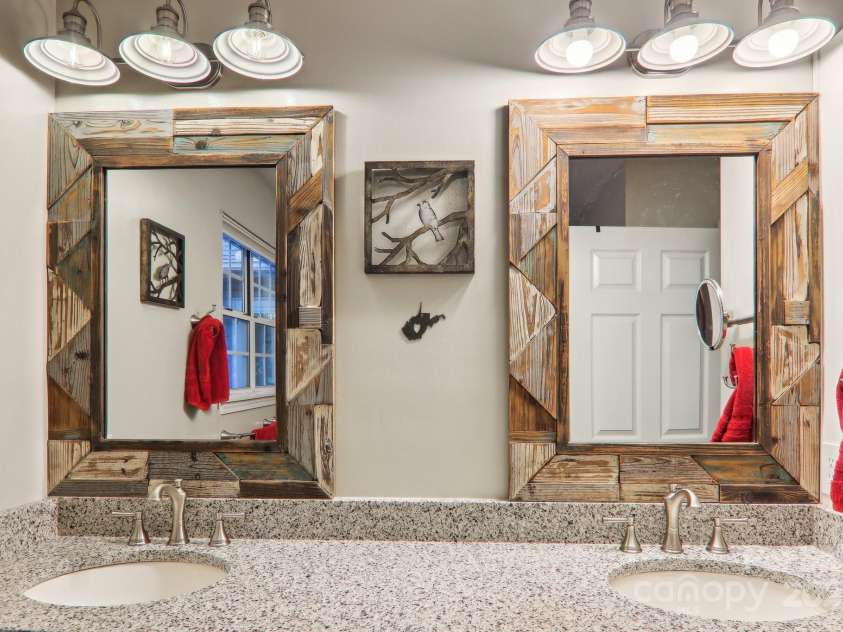 123 Brandymill Loop, Etowah, NC 28729.  MLS# CAR4264778, YatesRealty ID 22971. 