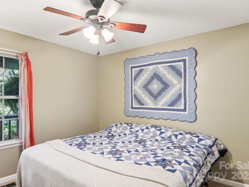 123 Brandymill Loop, Etowah, NC 28729.  MLS# CAR4264778, YatesRealty ID 22971. 