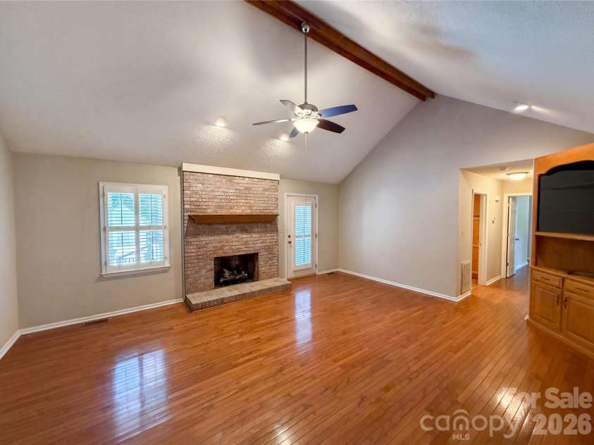 8400 Chestnut Oak Court, Harrisburg, NC 28075.  MLS# CAR4381880, YatesRealty ID 22971. 