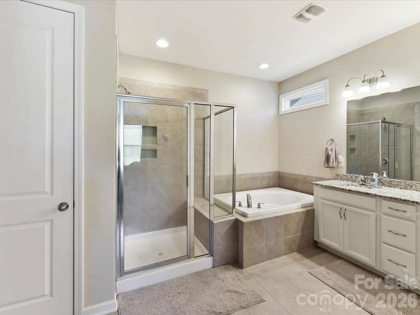 4322 Hunton Spring Lane, Concord, NC 28027.  MLS# CAR4377152, YatesRealty ID 22973. 