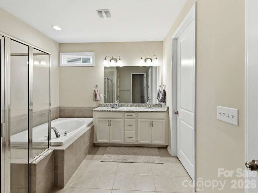 4322 Hunton Spring Lane, Concord, NC 28027.  MLS# CAR4377152, YatesRealty ID 22973. 