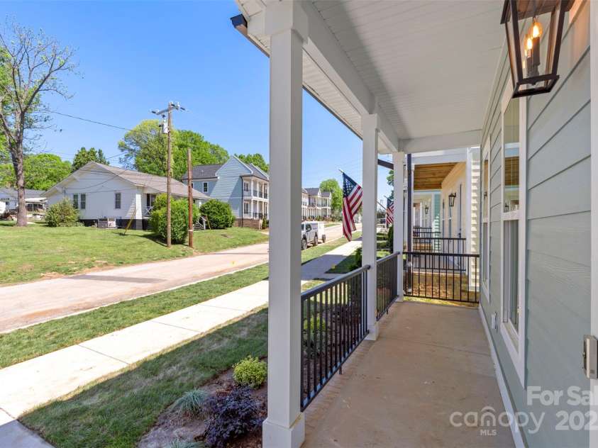 5840 Pittmon Lane, Kannapolis, NC 28081.  MLS# CAR4186930, YatesRealty ID 22973. 