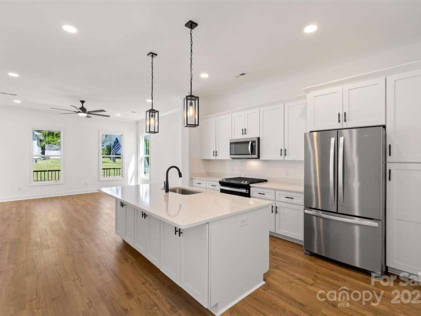 5840 Pittmon Lane, Kannapolis, NC 28081.  MLS# CAR4186930, YatesRealty ID 22973. 