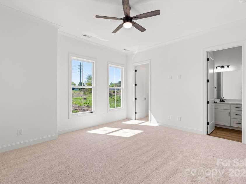 5840 Pittmon Lane, Kannapolis, NC 28081.  MLS# CAR4186930, YatesRealty ID 22973. 