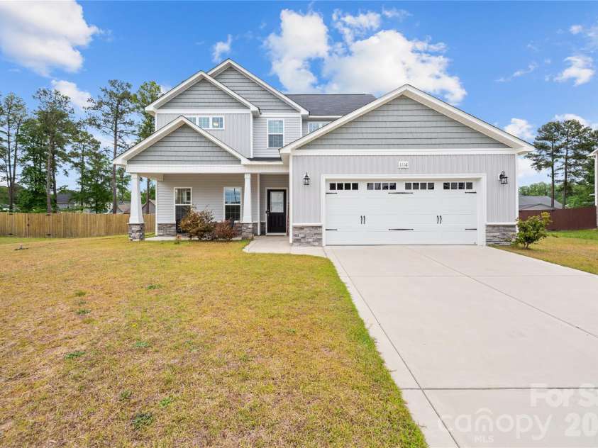 1116 Mayfern Drive, Hope Mills, NC 28348.  MLS# CAR4368391, YatesRealty ID 22974. 2017 sqft