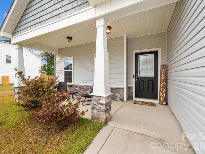 1116 Mayfern Drive, Hope Mills, NC 28348.  MLS# CAR4368391, YatesRealty ID 22974. 