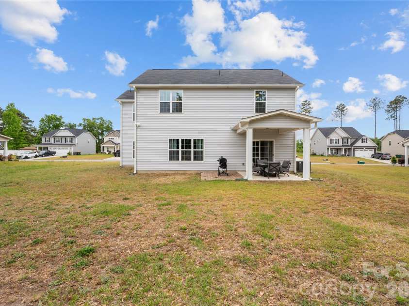 1116 Mayfern Drive, Hope Mills, NC 28348.  MLS# CAR4368391, YatesRealty ID 22974. 