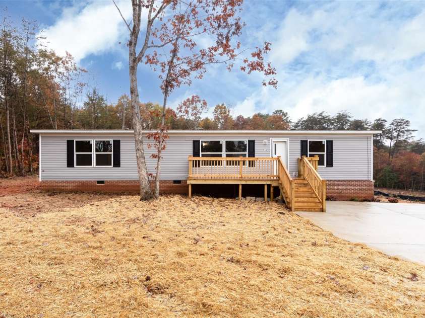 716 Sharon Lane, Iron Station, NC 28080.  MLS# CAR4273839, YatesRealty ID 22974. 