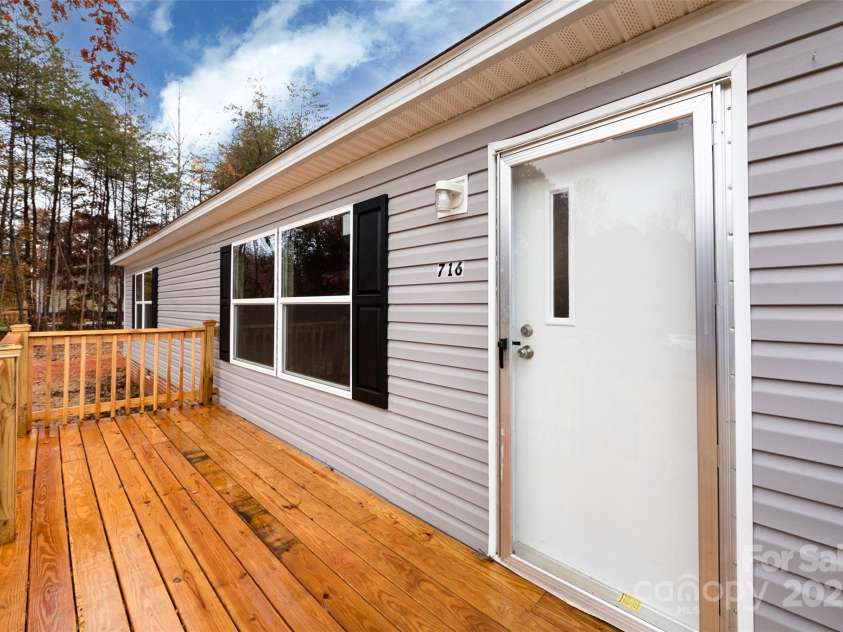 716 Sharon Lane, Iron Station, NC 28080.  MLS# CAR4273839, YatesRealty ID 22974. 