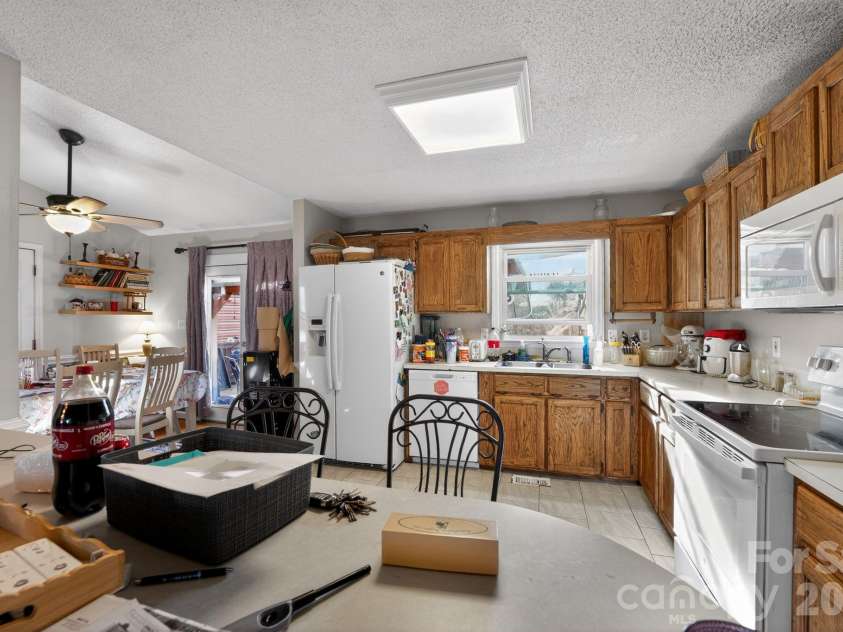 3205 Basilwood Circle, Monroe, NC 28110.  MLS# CAR4378087, YatesRealty ID 22976. 