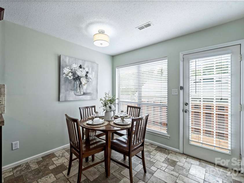 11619 Rimrock Canyon Drive, Charlotte, NC 28226.  MLS# CAR4259033, YatesRealty ID 22977. 