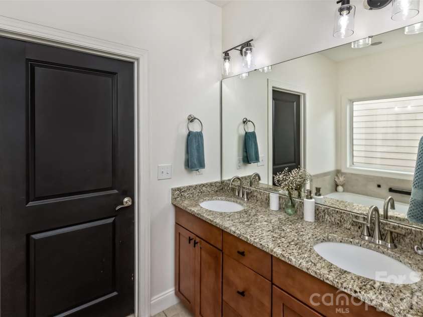 84 Rose Creek Road, Leicester, NC 28748.  MLS# CAR4377582, YatesRealty ID 22978. Master Bath
