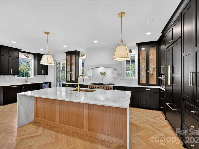 10840 Bay Hill Club Drive, Charlotte, NC 28277.  MLS# CAR4315497, YatesRealty ID 2298. 