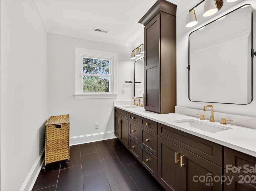 10840 Bay Hill Club Drive, Charlotte, NC 28277.  MLS# CAR4315497, YatesRealty ID 2298. 