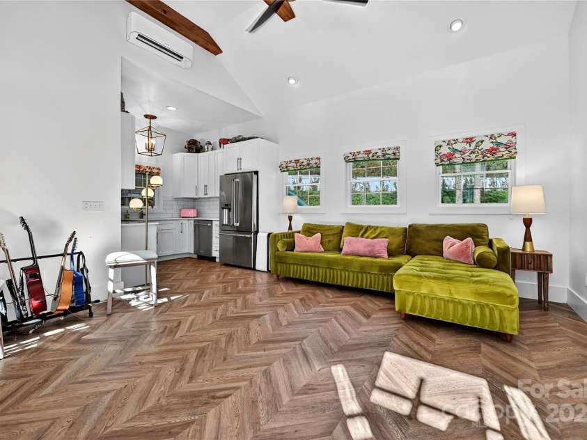 10840 Bay Hill Club Drive, Charlotte, NC 28277.  MLS# CAR4315497, YatesRealty ID 2298. 