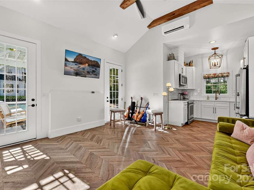 10840 Bay Hill Club Drive, Charlotte, NC 28277.  MLS# CAR4315497, YatesRealty ID 2298. 