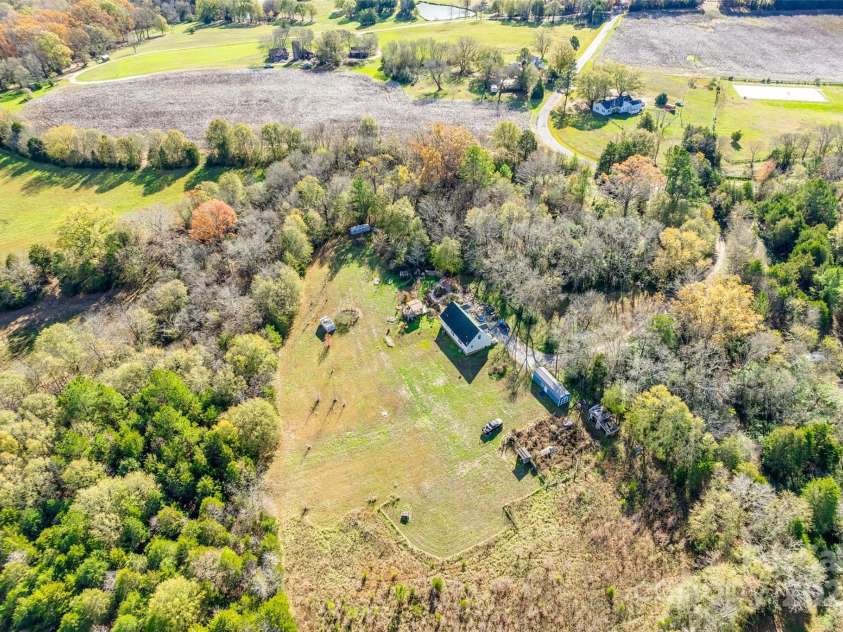 2331 Gill Jordan Road, Chester, SC 29706.  MLS# CAR4234110, YatesRealty ID 2298. 