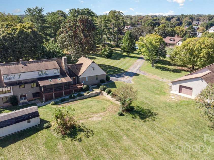 475 Baymount Drive, Statesville, NC 28625.  MLS# CAR4317299, YatesRealty ID 2298. 