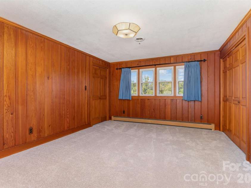 475 Baymount Drive, Statesville, NC 28625.  MLS# CAR4429382, YatesRealty ID 2298. 