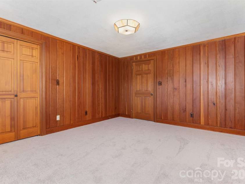475 Baymount Drive, Statesville, NC 28625.  MLS# CAR4429382, YatesRealty ID 2298. 