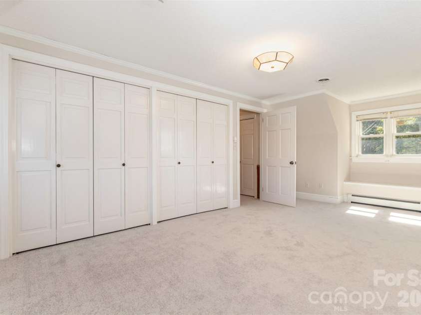 475 Baymount Drive, Statesville, NC 28625.  MLS# CAR4429382, YatesRealty ID 2298. 