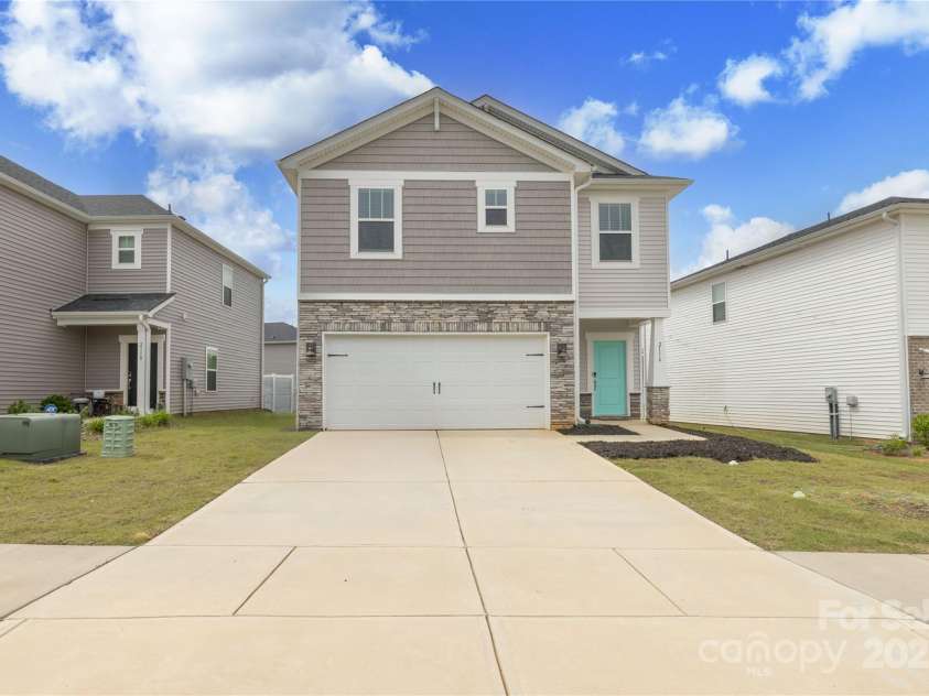 2116 Morgan Hills Drive, Albemarle, NC 28001.  MLS# CAR4268775, YatesRealty ID 22980. 