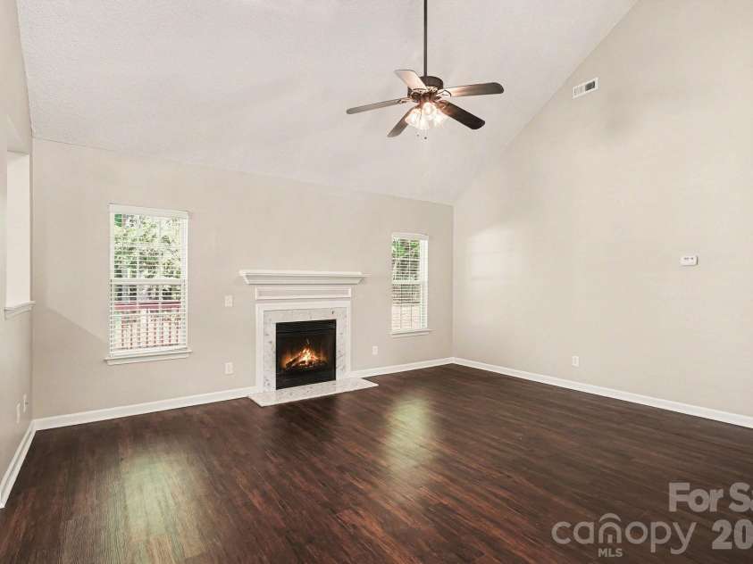 6817 Reedy Creek Road, Charlotte, NC 28215.  MLS# CAR4372602, YatesRealty ID 22981. 