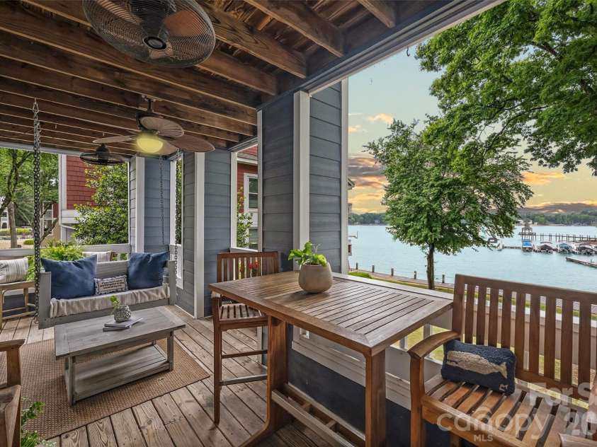 702 Southwest Drive, Davidson, NC 28036.  MLS# CAR4378717, YatesRealty ID 22982. 