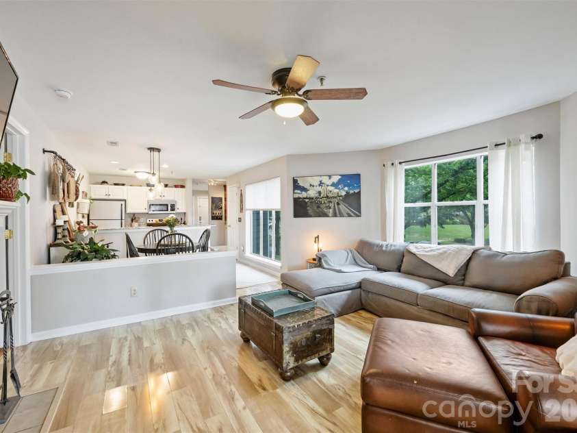 702 Southwest Drive, Davidson, NC 28036.  MLS# CAR4378717, YatesRealty ID 22982. 