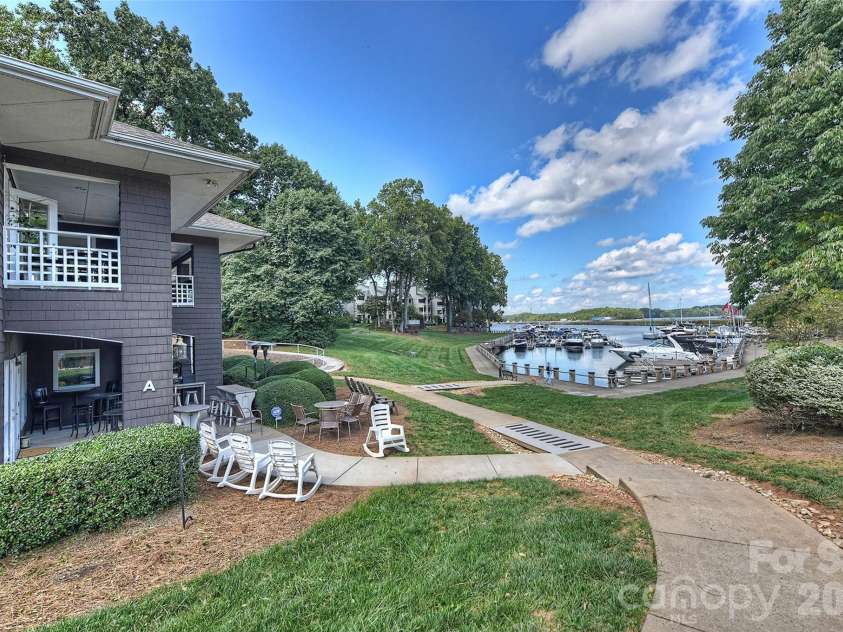 702 Southwest Drive, Davidson, NC 28036.  MLS# CAR4378717, YatesRealty ID 22982. The Cabin - Casual, waterfront tavern