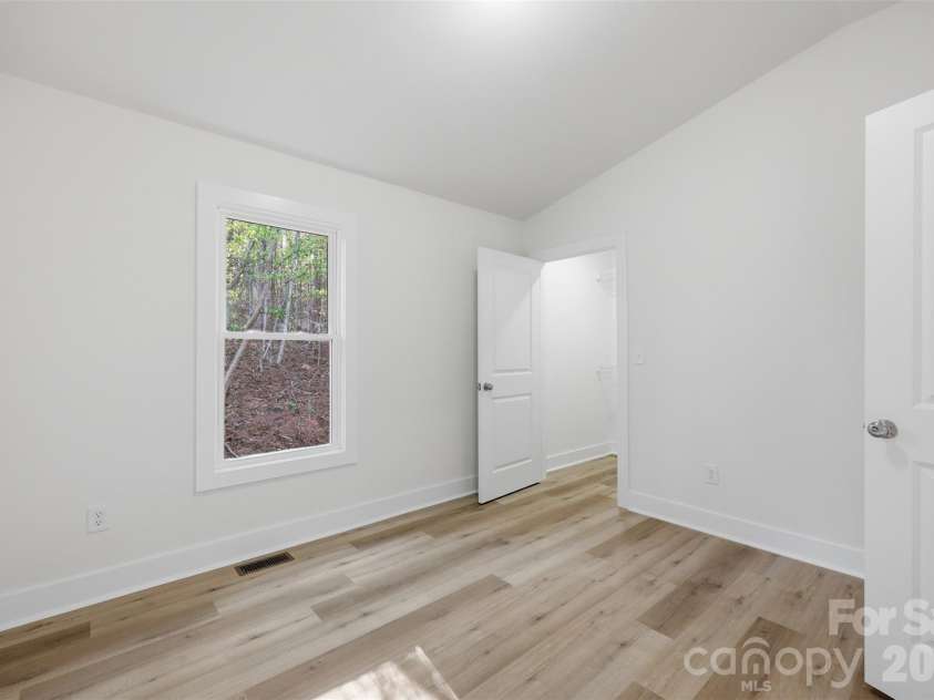 600 Linneys Mountain Road, Taylorsville, NC 28681.  MLS# CAR4363064, YatesRealty ID 22983. 