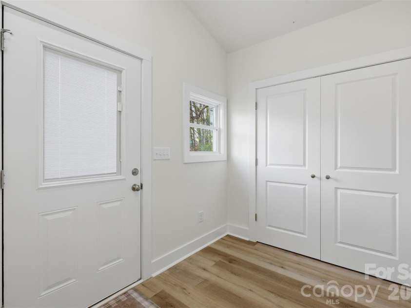 600 Linneys Mountain Road, Taylorsville, NC 28681.  MLS# CAR4363064, YatesRealty ID 22983. 