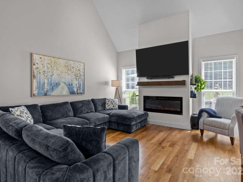 2019 Lynmore Drive, Sherrills Ford, NC 28673.  MLS# CAR4271596, YatesRealty ID 22984. 