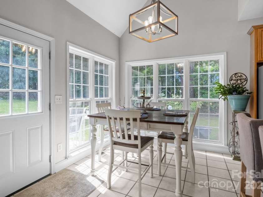 2019 Lynmore Drive, Sherrills Ford, NC 28673.  MLS# CAR4271596, YatesRealty ID 22984. 