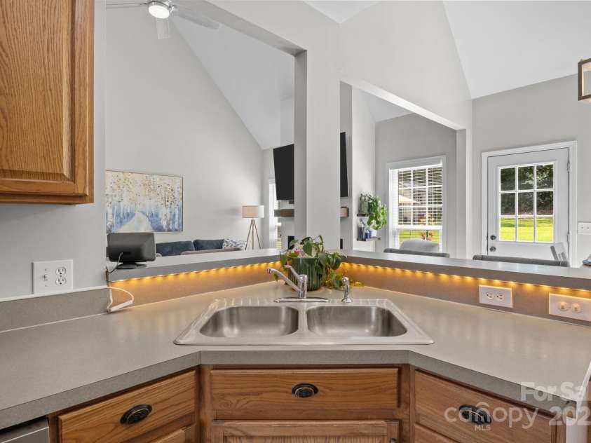 2019 Lynmore Drive, Sherrills Ford, NC 28673.  MLS# CAR4271596, YatesRealty ID 22984. 