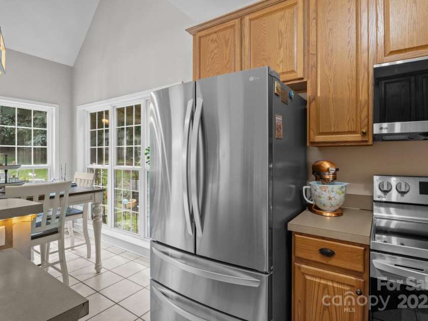 2019 Lynmore Drive, Sherrills Ford, NC 28673.  MLS# CAR4271596, YatesRealty ID 22984. 