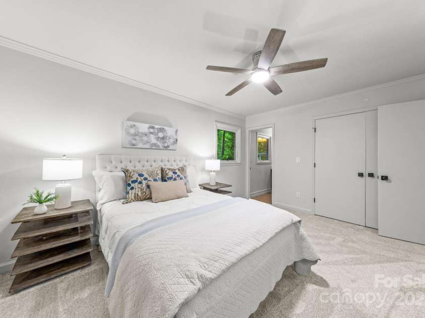 3519 Campbell Drive, Charlotte, NC 28205.  MLS# CAR4272227, YatesRealty ID 22985. 