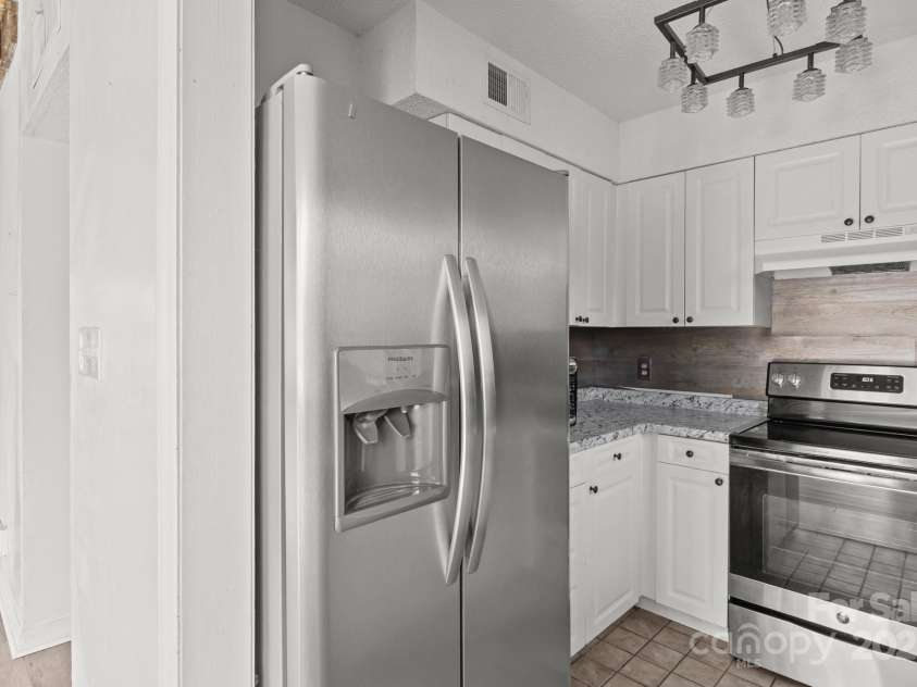 2268 Bay Court, Newton, NC 28658.  MLS# CAR4275237, YatesRealty ID 22986. 